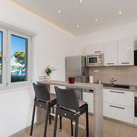 Beach Residences Caroline Hvar Town Extérieur photo