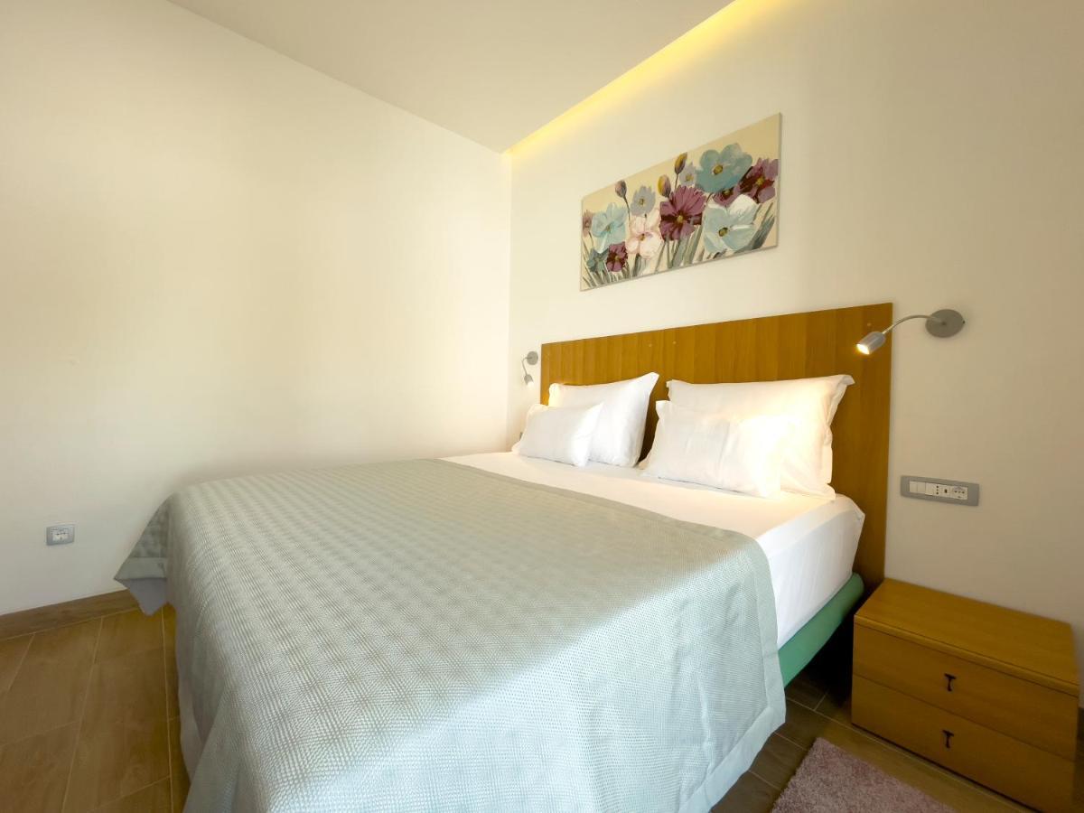 Beach Residences Caroline Hvar Town Extérieur photo