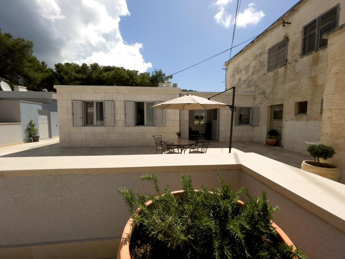 Beach Residences Caroline Hvar Town Extérieur photo