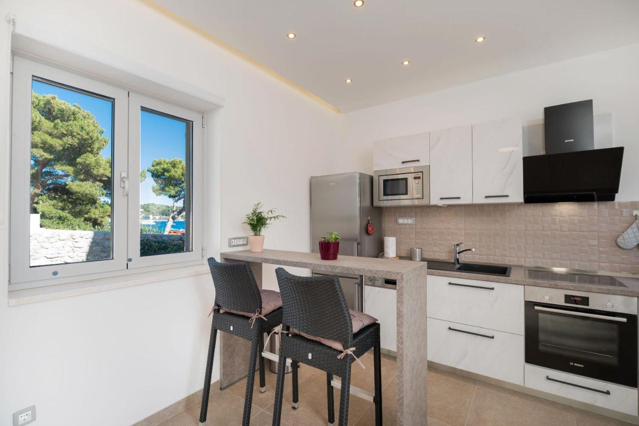 Beach Residences Caroline Hvar Town Extérieur photo
