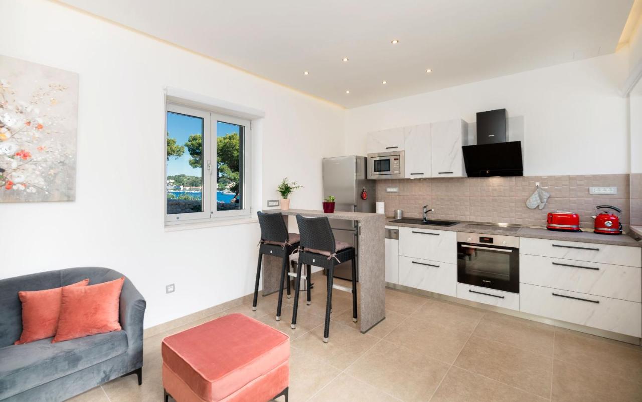 Beach Residences Caroline Hvar Town Extérieur photo